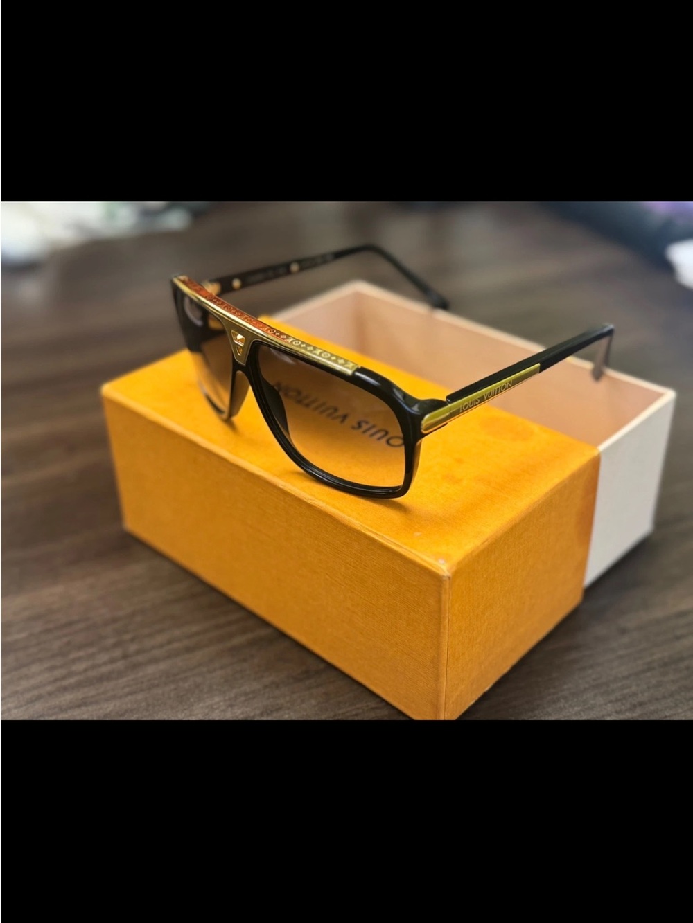 Louis Vuitton Black and Gold Men’s Aviator Glasses